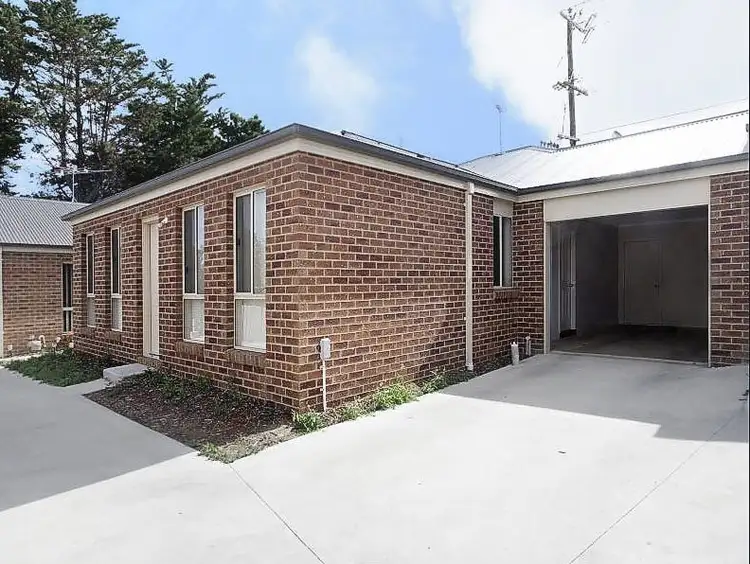 2/211 Separation Street, Bell Park VIC 3215