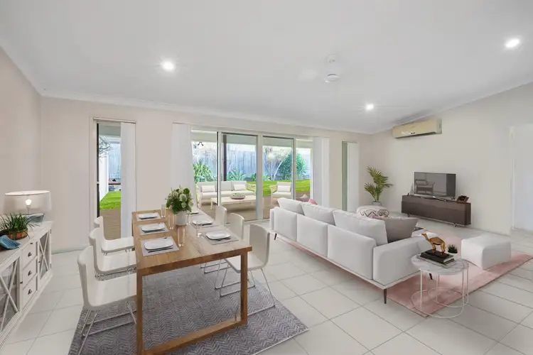 17 JAMES COOK DRIVE, Rural View QLD 4740
