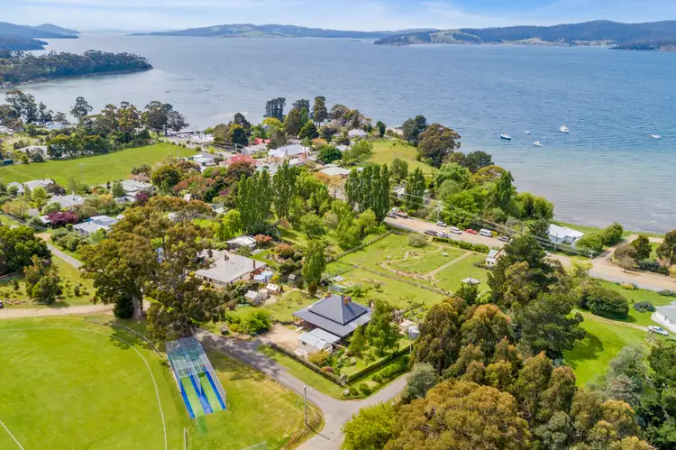 10-12 Granquist Road, Woodbridge TAS 7162