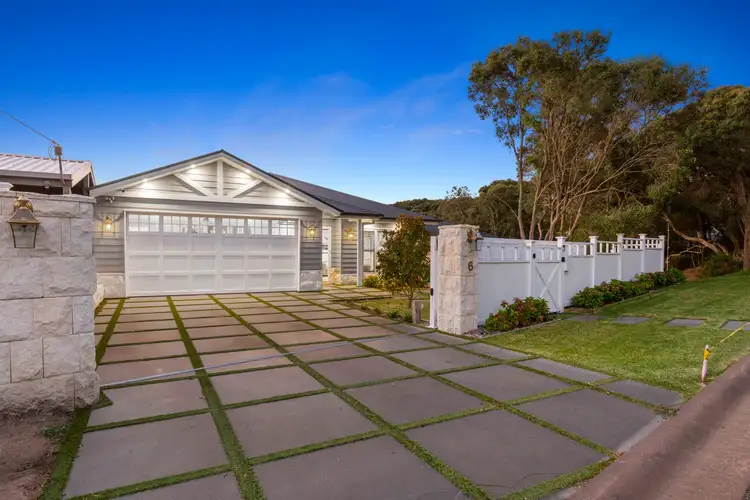 6 Nicholas Street, Blairgowrie VIC 3942