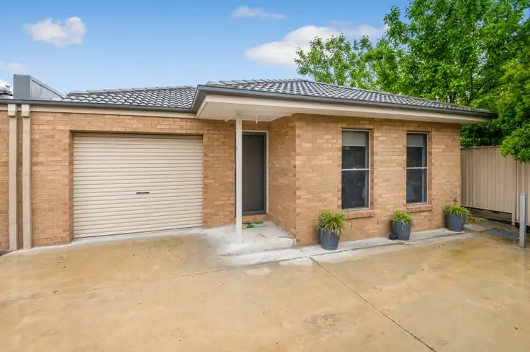 Main view of Homely townhouse listing, 4/213-215 McCrae Street, Bendigo VIC 3550