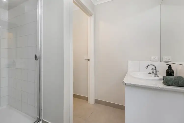 Fifth view of Homely townhouse listing, 4/213-215 McCrae Street, Bendigo VIC 3550