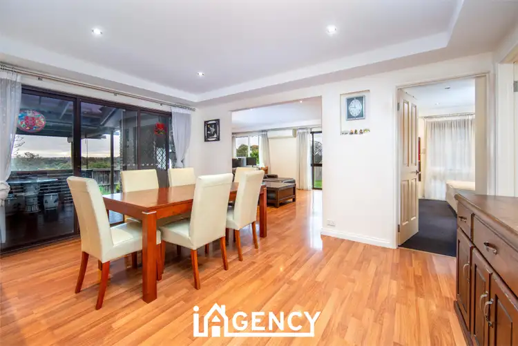 Sixth view of Homely house listing, 8 Simmonds Place, Endeavour Hills VIC 3802