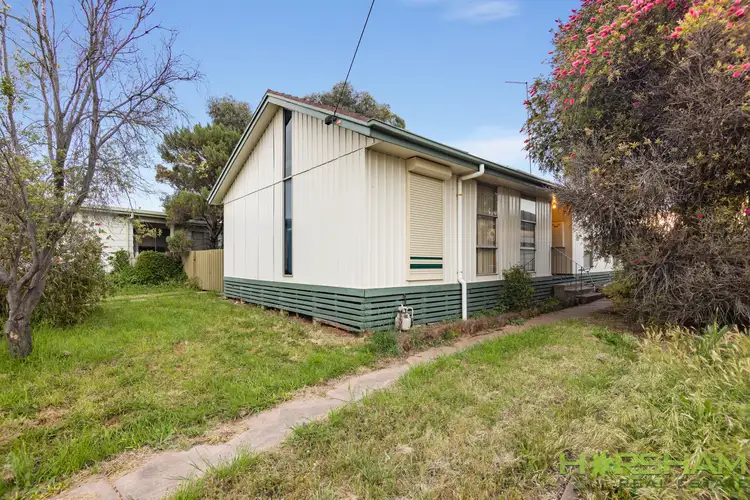 9 Felstead Avenue, Horsham VIC 3400