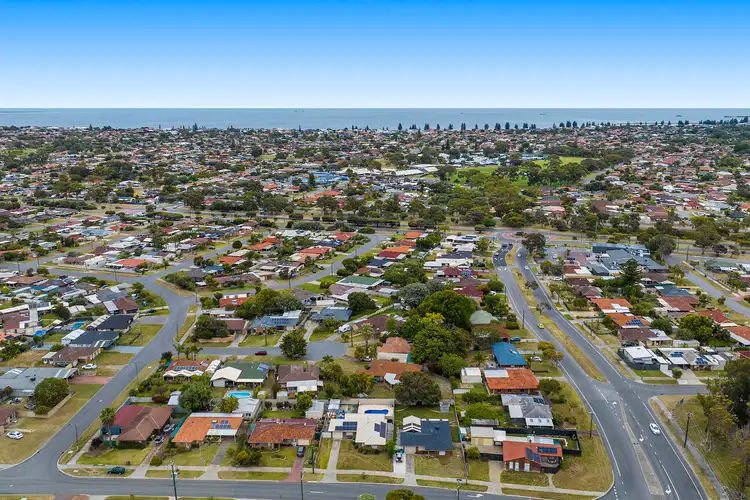 Third view of Homely house listing, 8 Ell Place, Cooloongup WA 6168