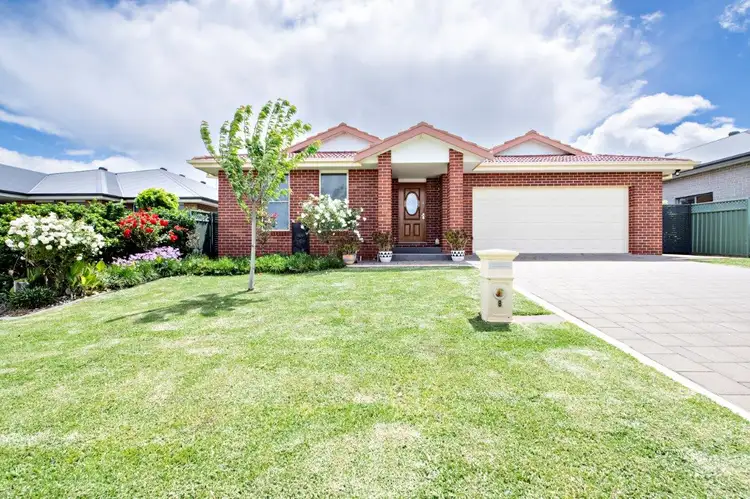 8 Brook Court, Dubbo NSW 2830