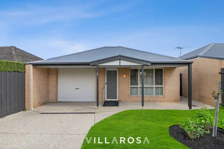 1/5 Allitt Avenue, Belmont VIC 3216