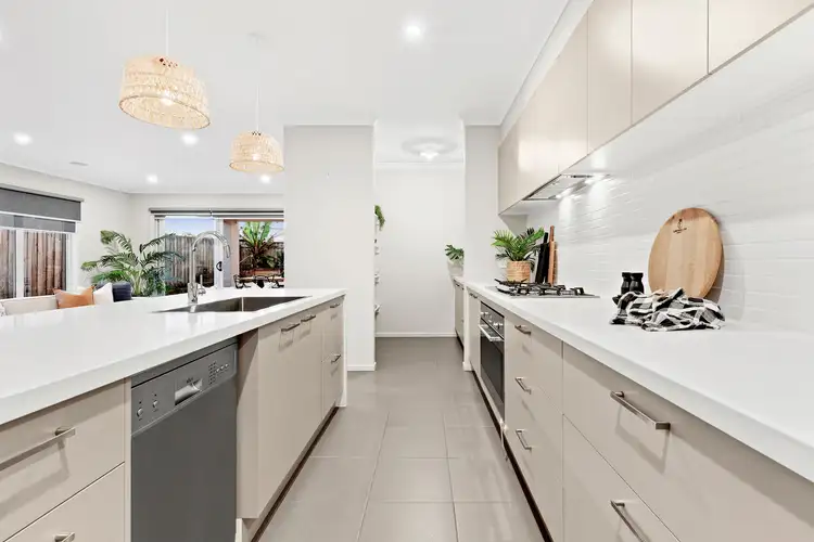 Fifth view of Homely house listing, 16 Shoalhaven Boulevard, Mount Duneed VIC 3217