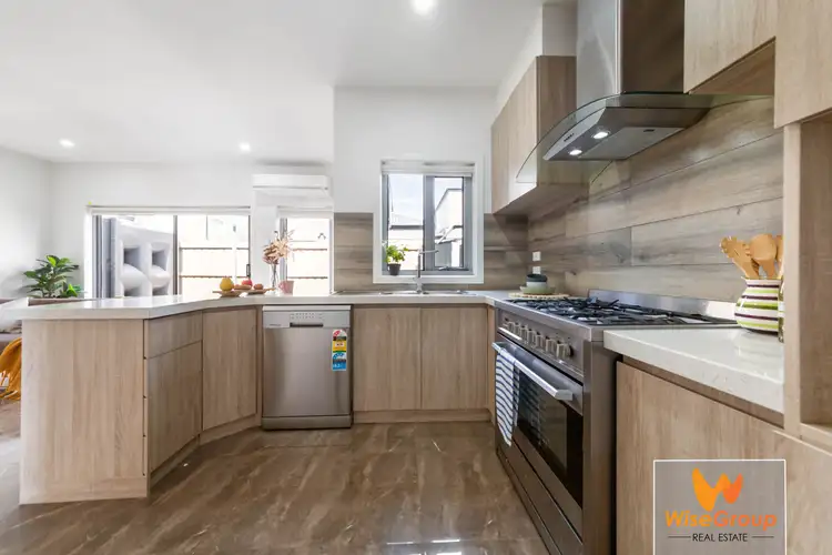 Fifth view of Homely townhouse listing, 6 B Sylvanwood Cresent, Narre Warren VIC 3805