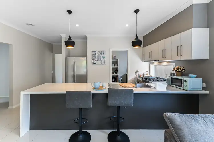 Fifth view of Homely house listing, 7 Villella Drive, Pakenham VIC 3810