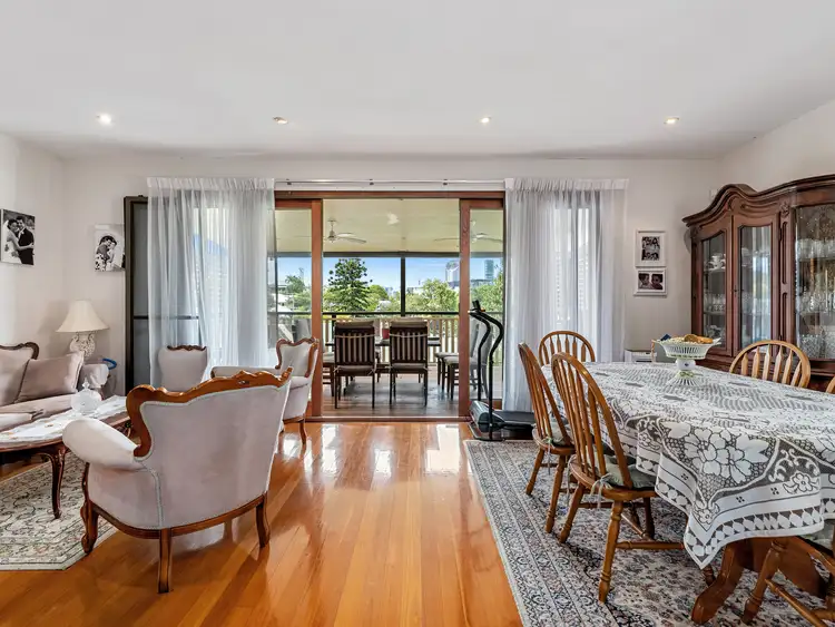 34 GERTRUDE STREET, Highgate Hill QLD 4101