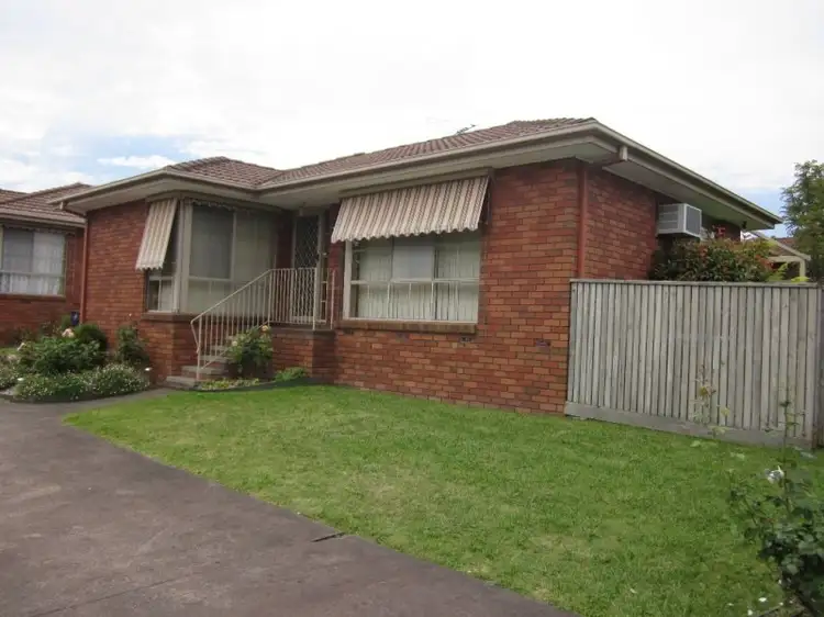Main view of Homely unit listing, 1/9 Southwell Close, Endeavour Hills VIC 3802
