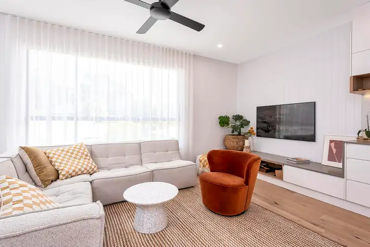 Fourth view of Homely villa listing, 2/18 Hooper Drive, Currumbin QLD 4223