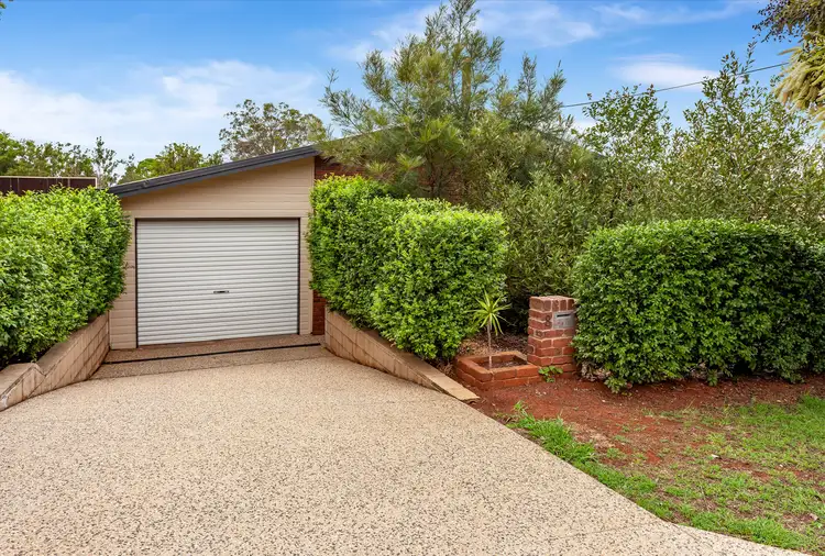 8 Shiraz Court