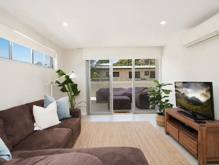 Third view of Homely unit listing, 2/84 Pearl Street, Kingscliff NSW 2487