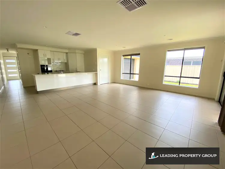 Second view of Homely house listing, 8 Derrick Street, Wodonga VIC 3690