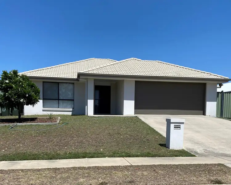 17 Lambert Drive, Moranbah QLD 4744