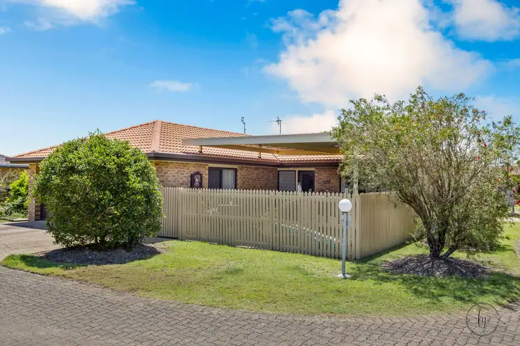 9/10 Melody Court, Warana QLD 4575