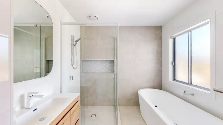 7A, Unit 2 Waratah Avenue, Biggera Waters QLD 4216