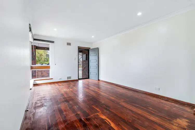 Sixth view of Homely semi-detached listing, 260 Saint Kilda Road, Kewdale WA 6105