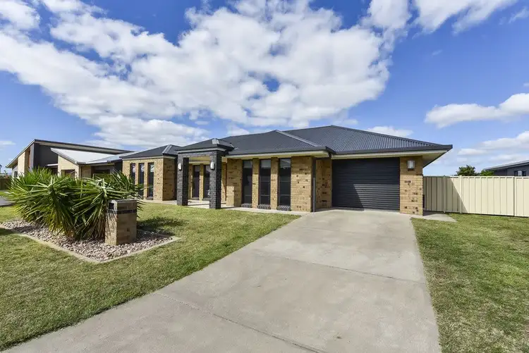11 Hilltop Avenue, Mount Gambier SA 5290