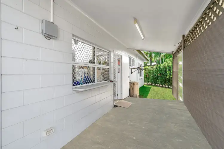 Sixth view of Homely unit listing, 1/16 Brooks Street, Whitfield QLD 4870