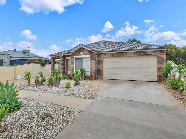 Fifth view of Homely house listing, 8 Lisa Court, Mildura VIC 3500