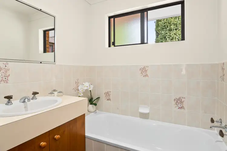 Fifth view of Homely villa listing, 2/7 Kangaloon Road, Bowral NSW 2576