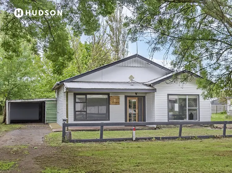 7 Mount Clay Road, Heywood VIC 3304