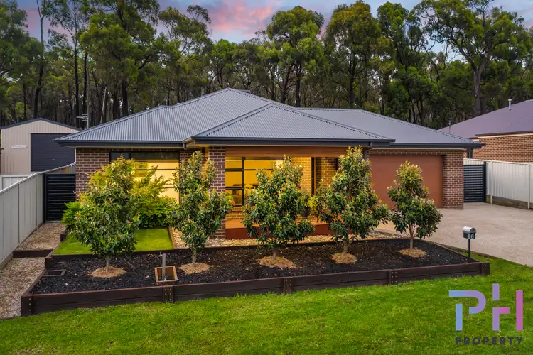 6 The Heath, Eaglehawk VIC 3556