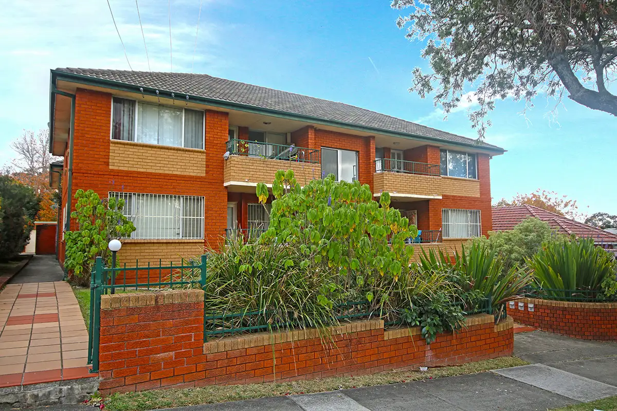 Main view of Homely unit listing, 4/117 Ernest Street, Lakemba NSW 2195