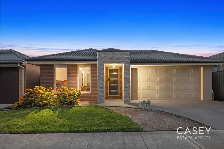 24 Caxton Close, Clyde VIC 3978