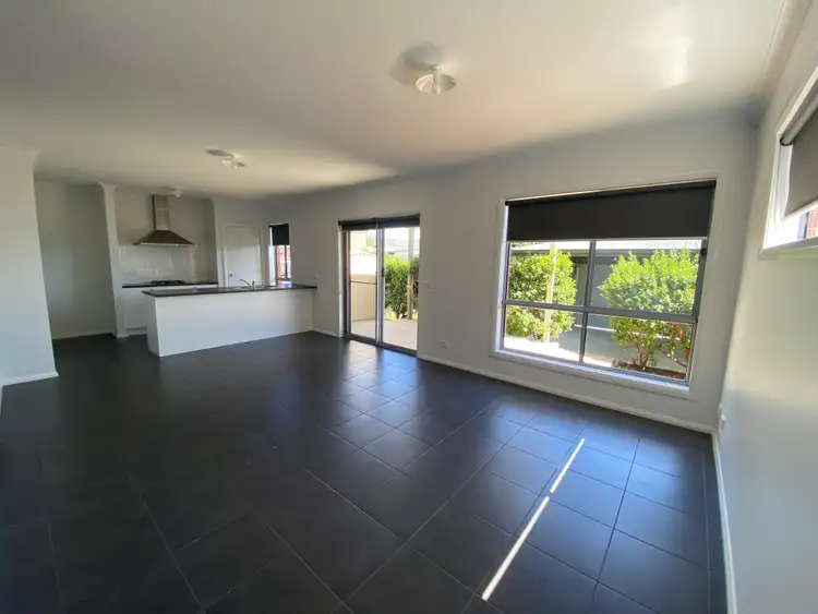 Sixth view of Homely house listing, 33 Derwent Way, West Wodonga VIC 3690