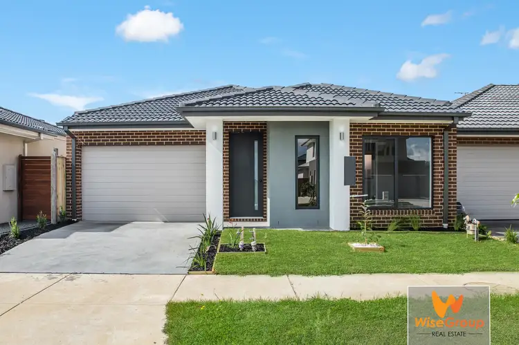 9 Cordiller Street, Clyde North VIC 3978