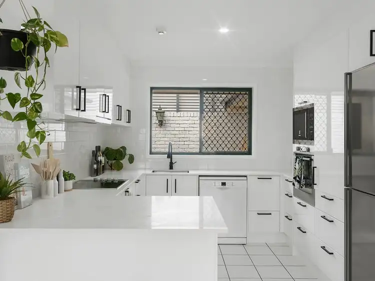 Fourth view of Homely house listing, 8 Quando Close, Yamanto QLD 4305