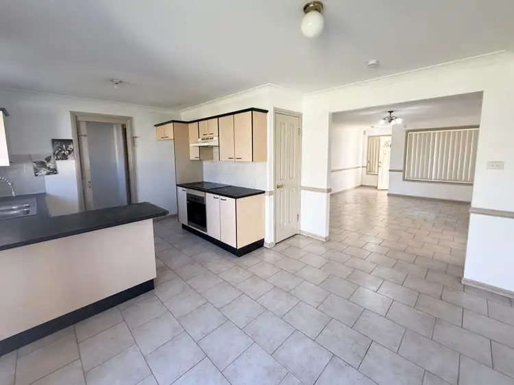 16A Woolgoolga Avenue