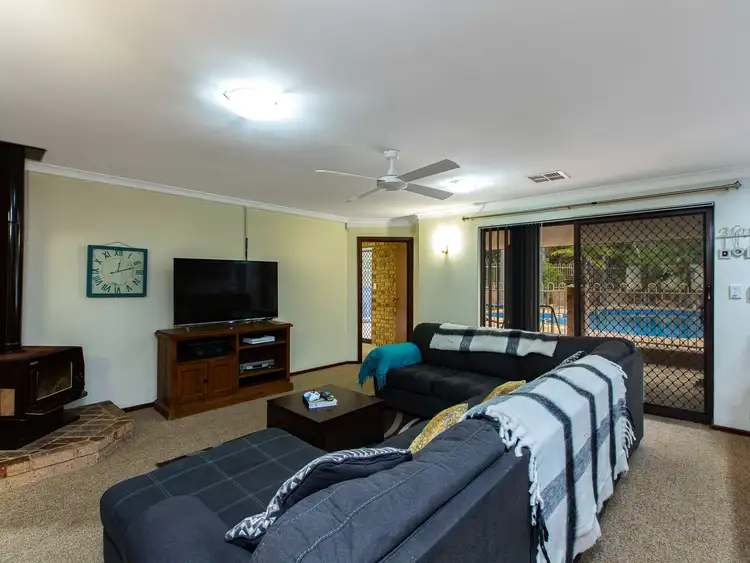 Fifth view of Homely house listing, 4 Leake Court, Leschenault WA 6233