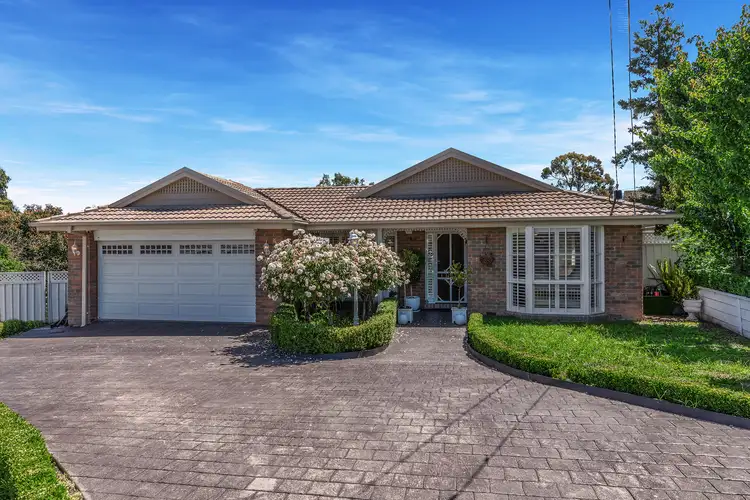 Main view of Homely house listing, 11 Davidson Court, Attwood VIC 3049