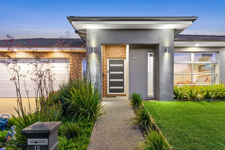 15 Nairn Drive, Armstrong Creek VIC 3217