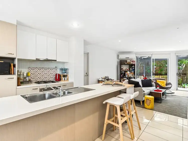 Sixth view of Homely townhouse listing, 4/20 Fraser Street, Morningside QLD 4170
