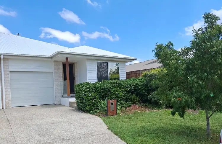 2/19 Xenia Street, Pimpama QLD 4209