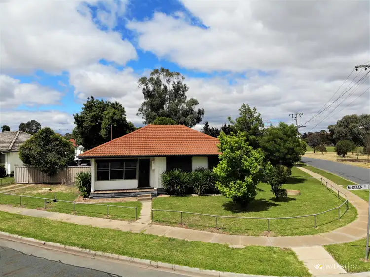 6 McQueen Street