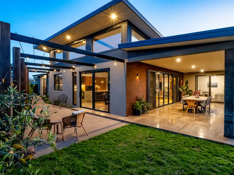 Main view of Homely house listing, 9 Avoca Court, Mansfield VIC 3722