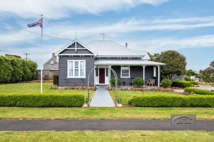 520 Mengha Road, Forest TAS 7330