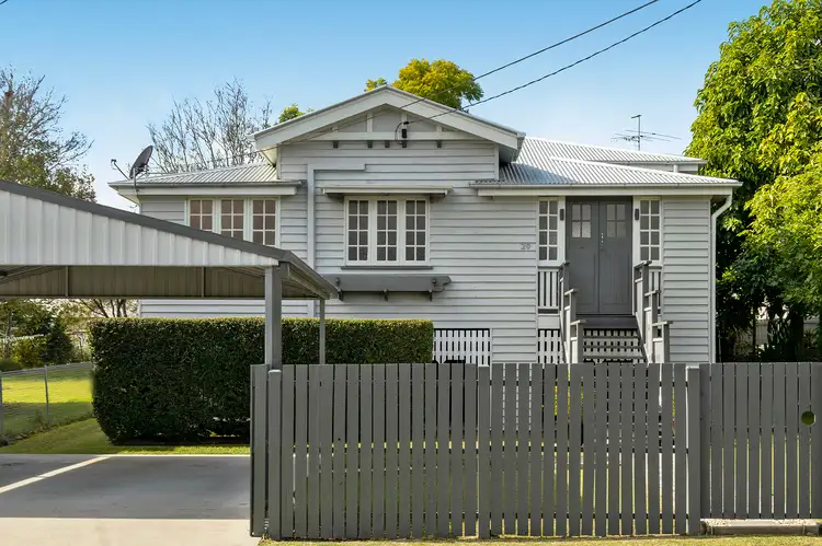 29 Alexandra Street, Booval QLD 4304