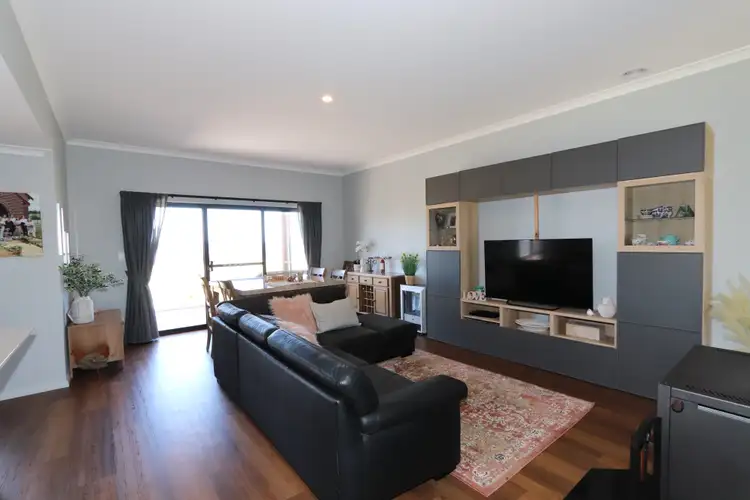 Fifth view of Homely house listing, 8 Wisteria link, Denmark WA 6333