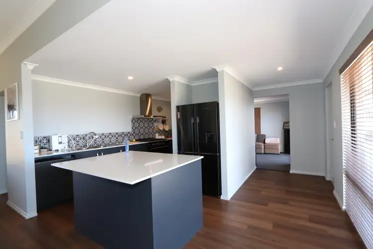 Sixth view of Homely house listing, 8 Wisteria link, Denmark WA 6333