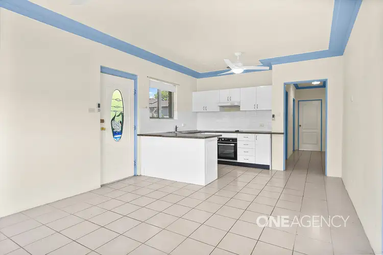 43 Rowland Avenue, Wollongong NSW 2500