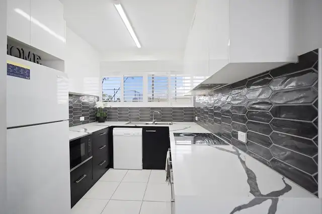 Third view of Homely unit listing, 2/62-68 Marine Parade, Coolangatta QLD 4225