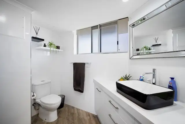 Sixth view of Homely unit listing, 2/62-68 Marine Parade, Coolangatta QLD 4225